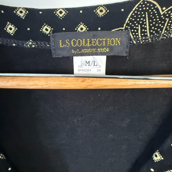 Vintage Black & Gold Tulip Tank | Deep V-Neck | L.S. Collection M/L - Picture 4 of 5